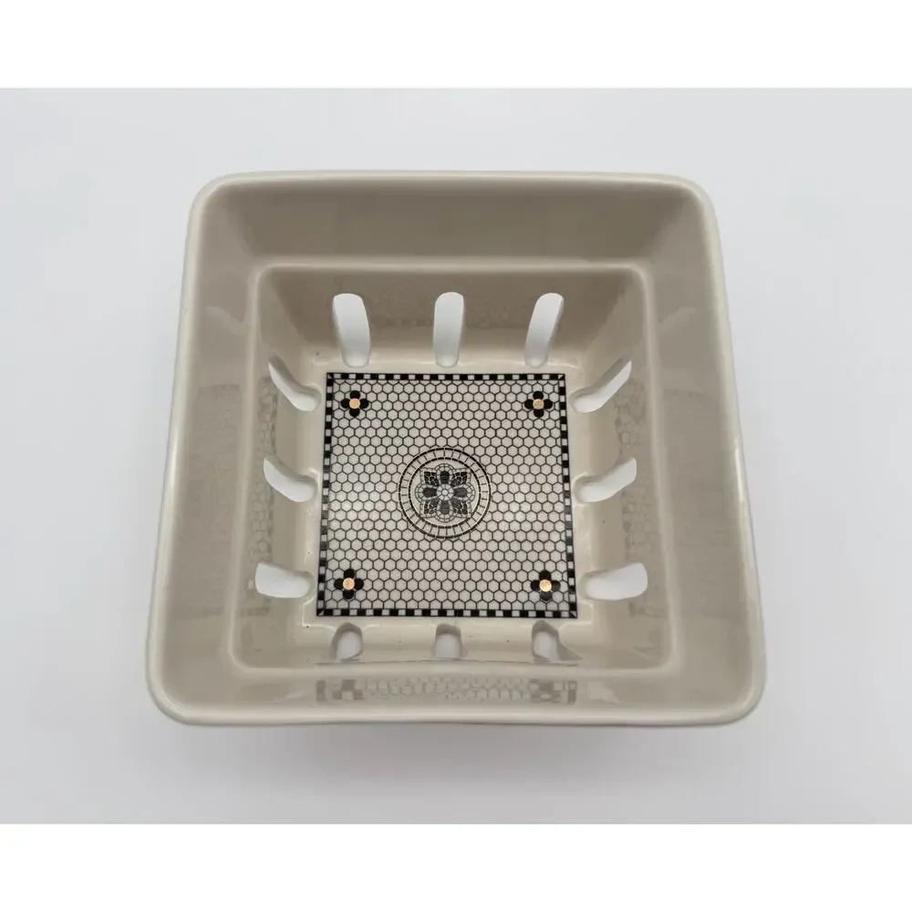Anthropologie Mon Cheri Bistro Garden Tile Small Stoneware Berry Basket 4.25”